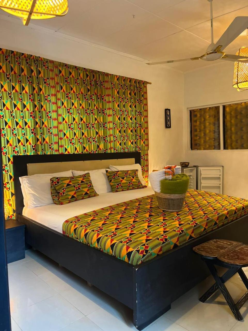 African Treasure Beach Resort Kokrobite Kültér fotó
