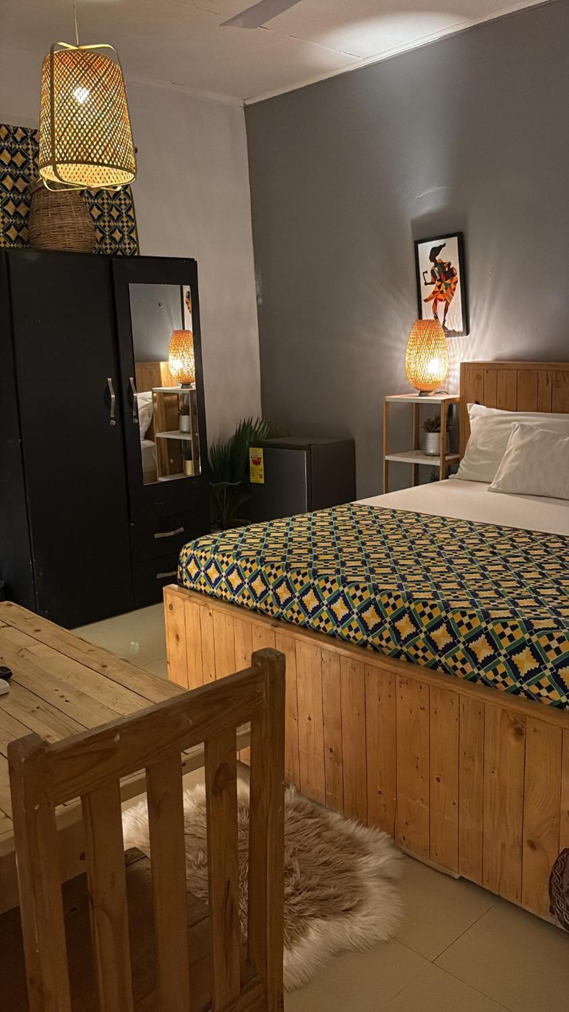 African Treasure Beach Resort Kokrobite Kültér fotó